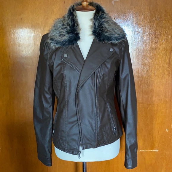 Fur Leather Jacket - Picture 2 of 4